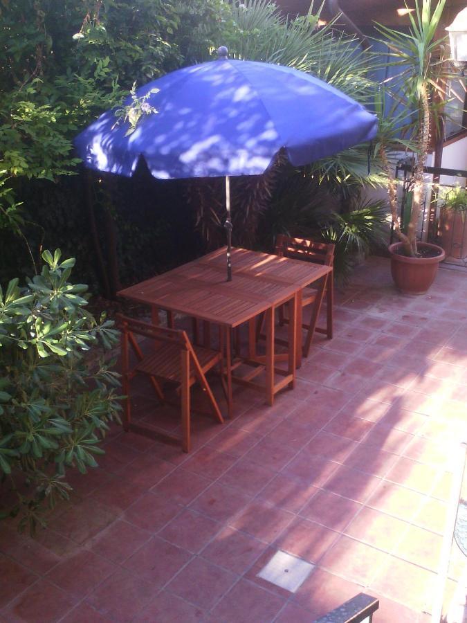 Apartment In A Villa A Mondello Exterior foto
